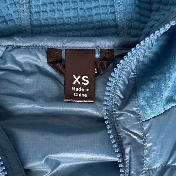 Cotopaxi Capa Hybrid Hooded Jacket XS - Picture 3 of 8